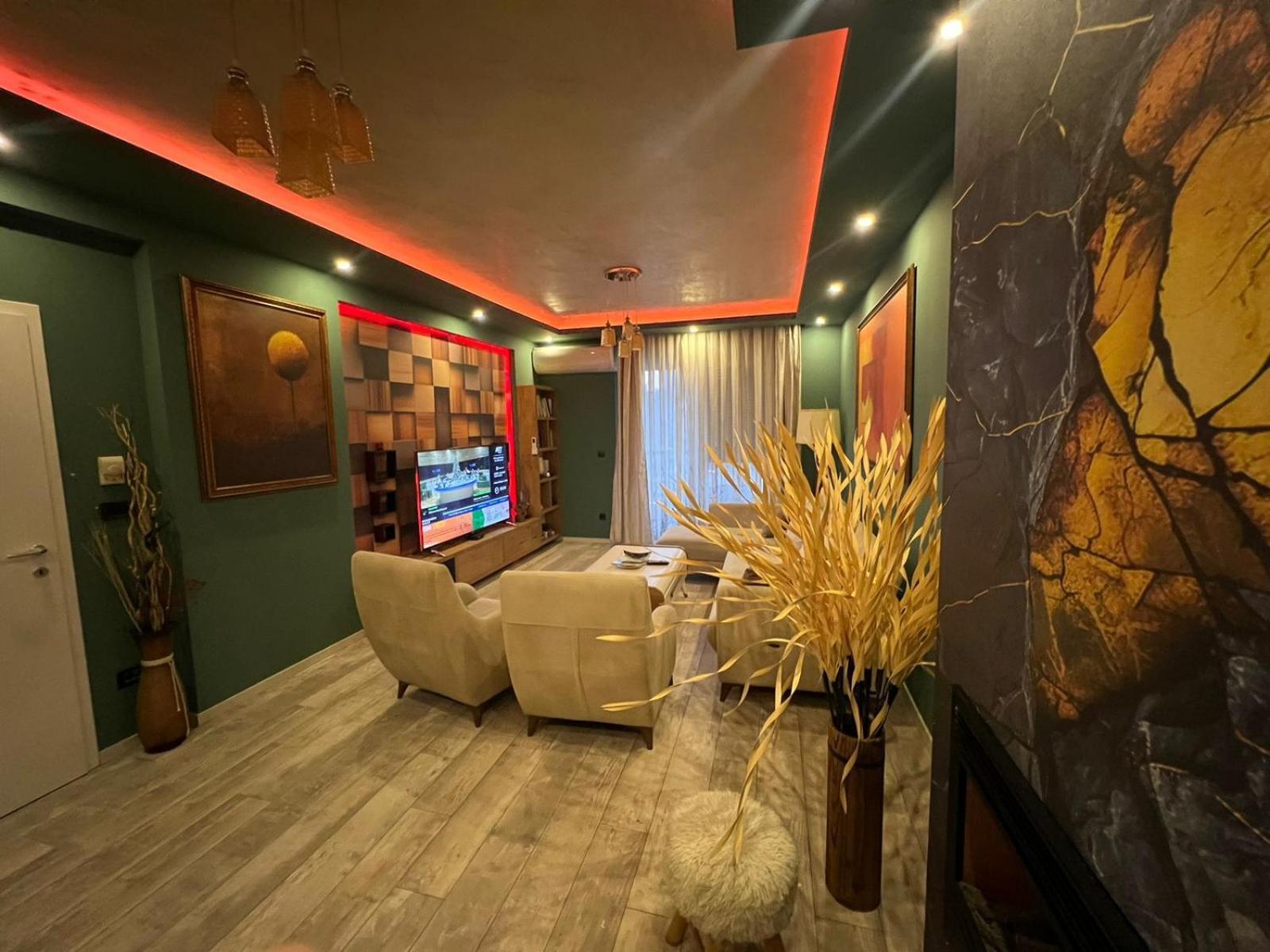 Luxurious Apartment With City View Pristina Buitenkant foto